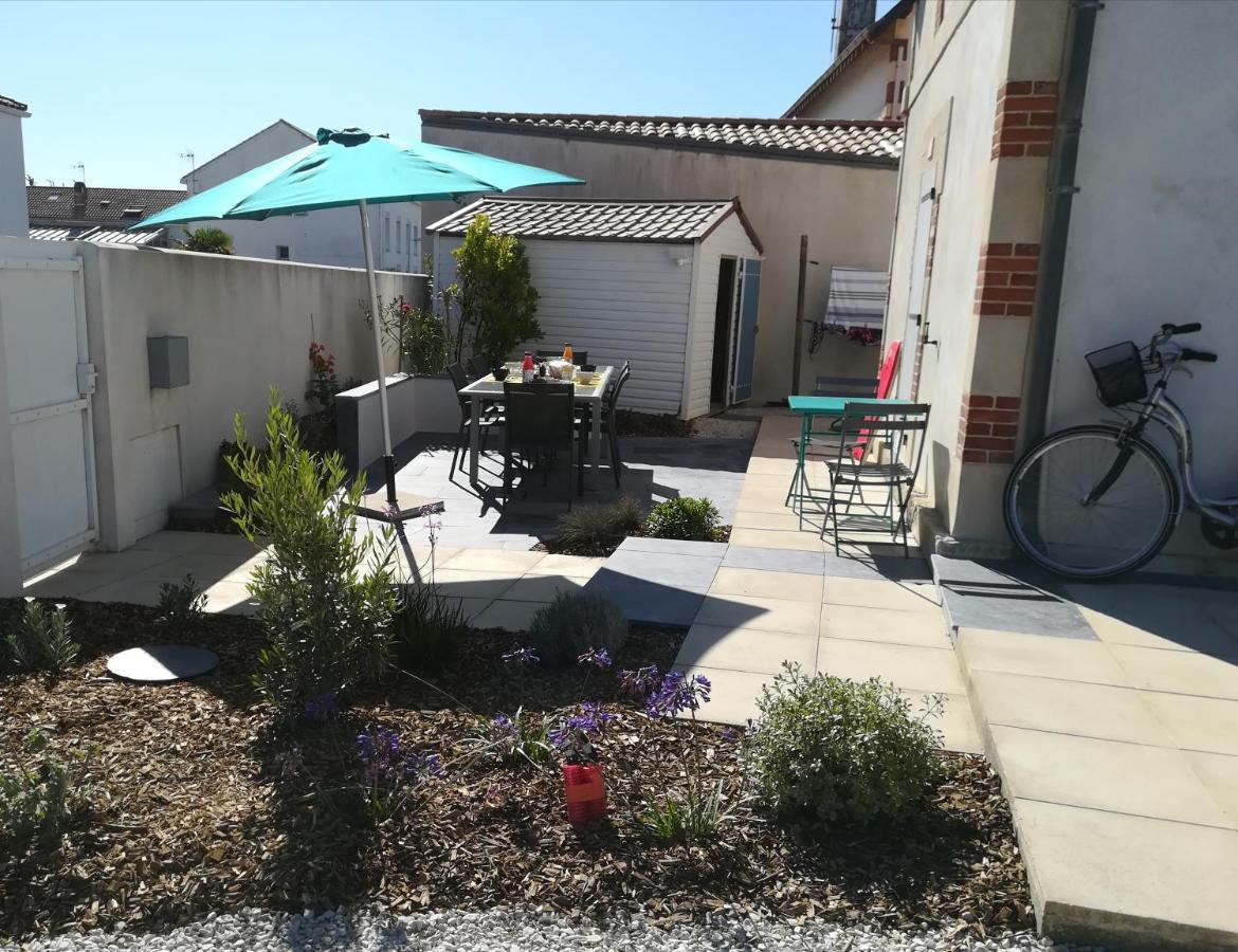 Gite Les Balises- Babord-Maisons De Bord De Mer Avec Spa -Saint Gilles Croix De Vie - 27 Avenue Notre Dame المظهر الخارجي الصورة